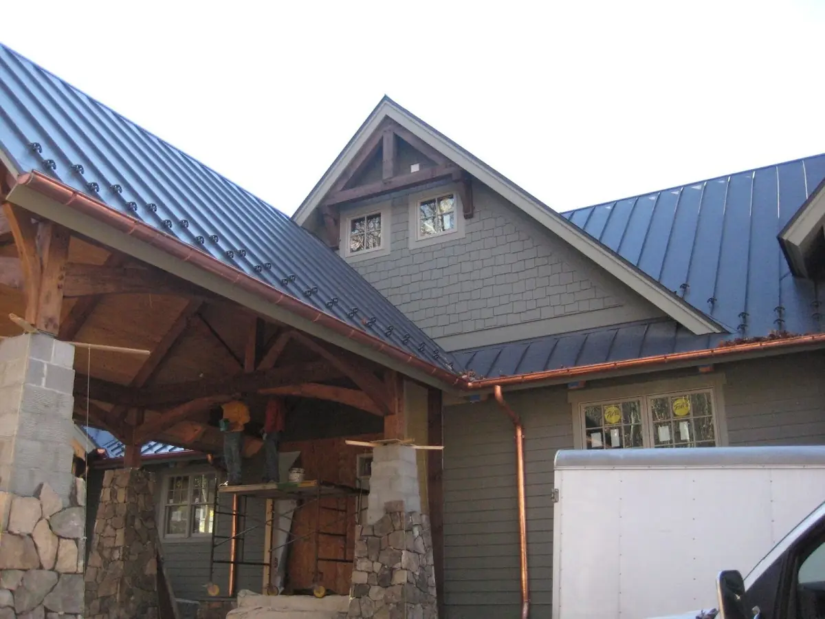 Craftsman Roofing team delivering quality roofing work in Stewart Manor